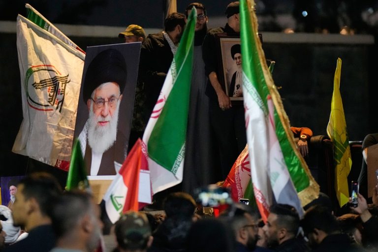 protesty Irán-jd2026022858