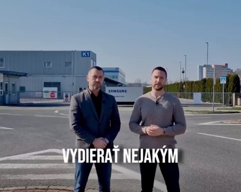 Milan Uhrík Ondrej Ďurica