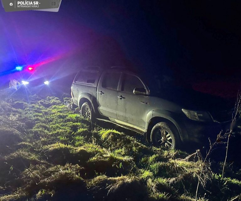 Na snímke unikajúce vozidlo