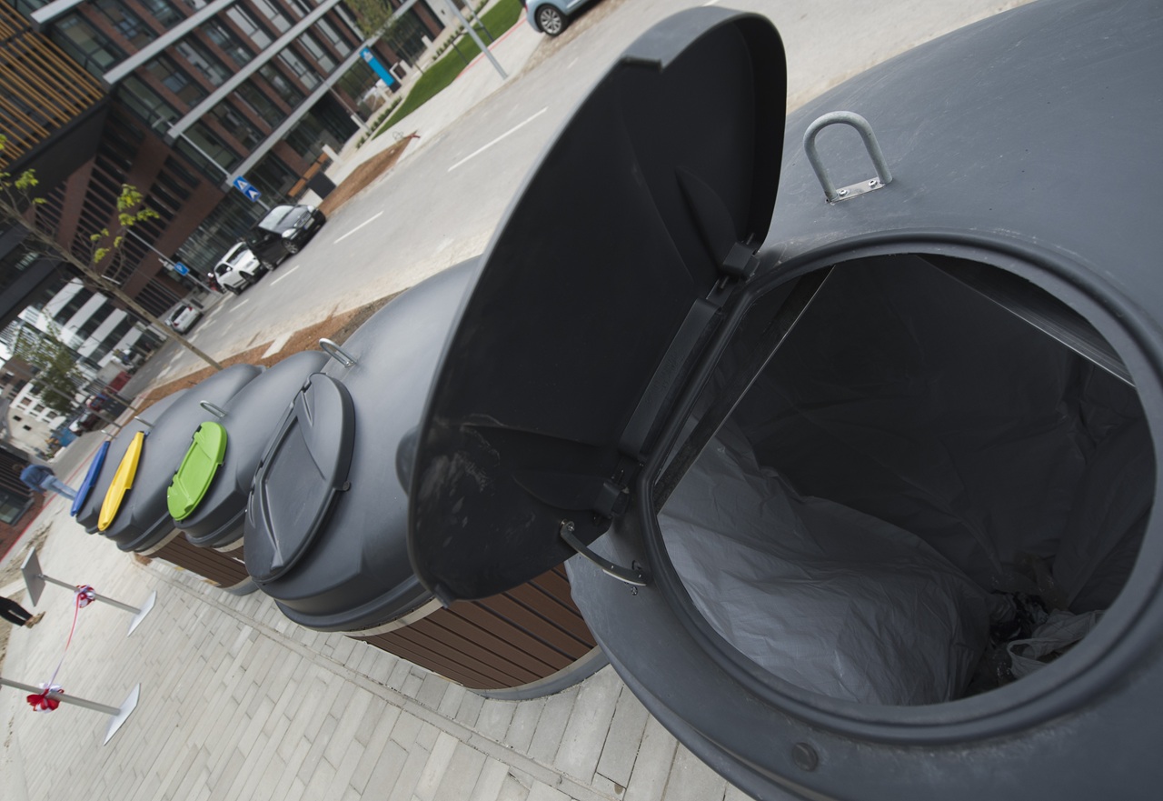 polopodzemné kontajnery