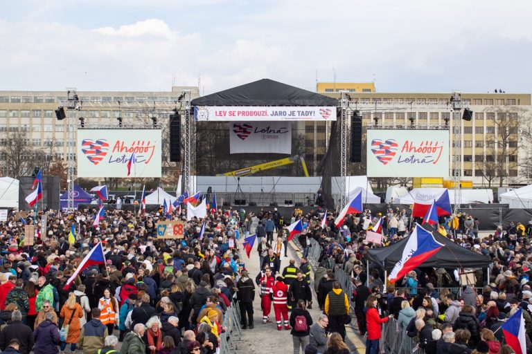 Praha Letná demonštrácia