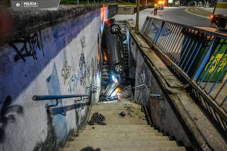 auto nehoda podchod košice