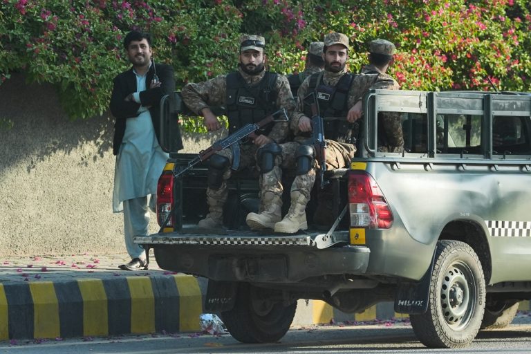 Pakistanskí vojaci 3659 Irán USA Pakistan Blízky východ