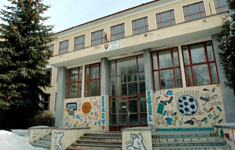 Na snímke základná škola v Myjave