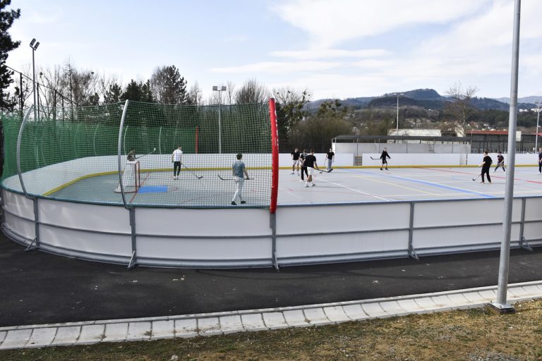 hokejbal-jd2026040208