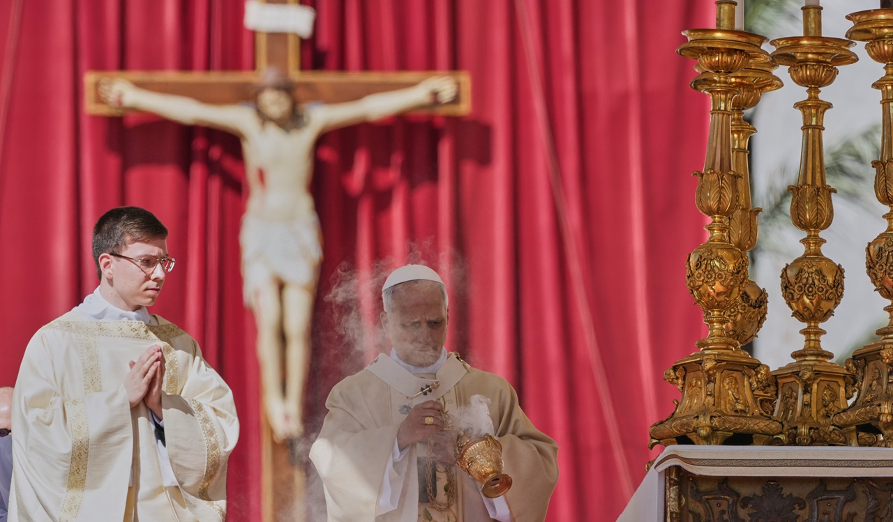 kríž pápež-jd2026040604
