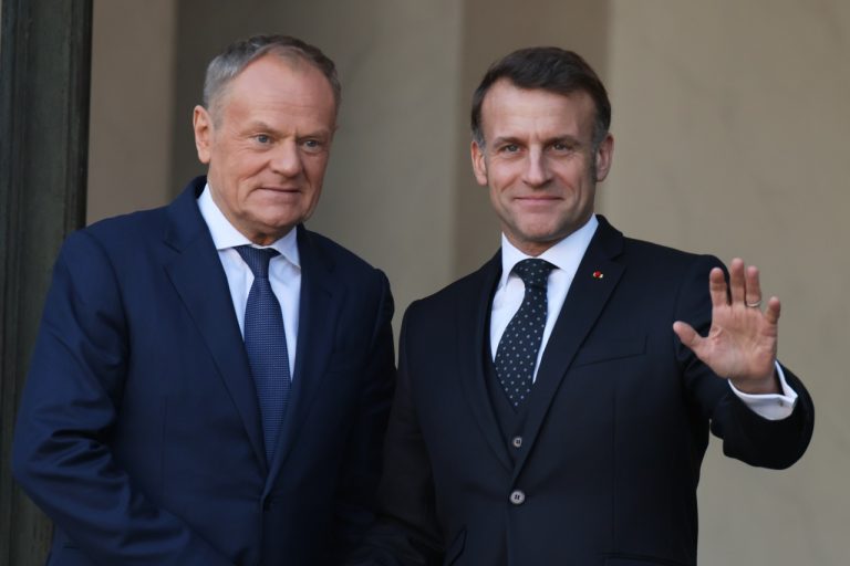Macron Tusk