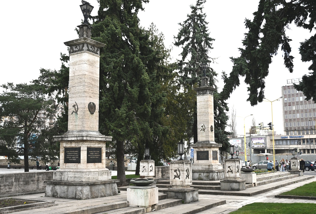 pamätník-jd2026040103