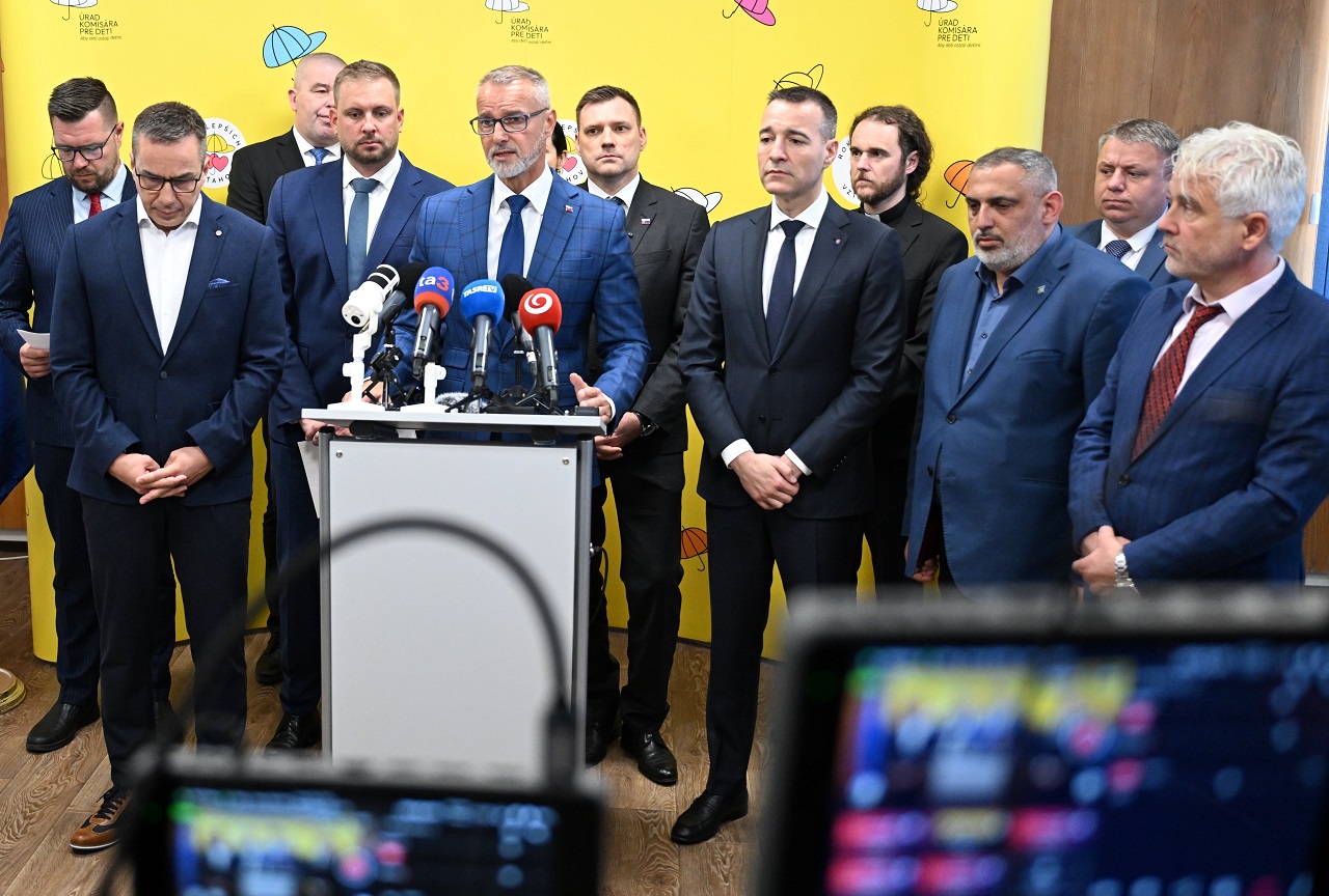 rokovanie ministri komisár