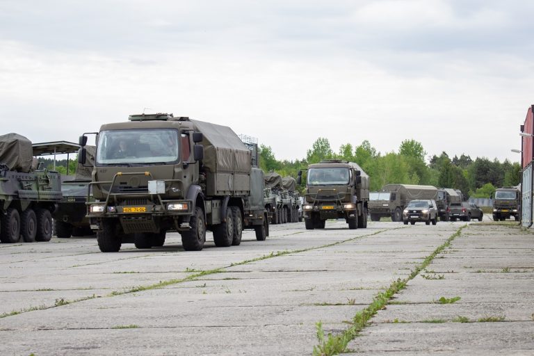 NATO vojaci