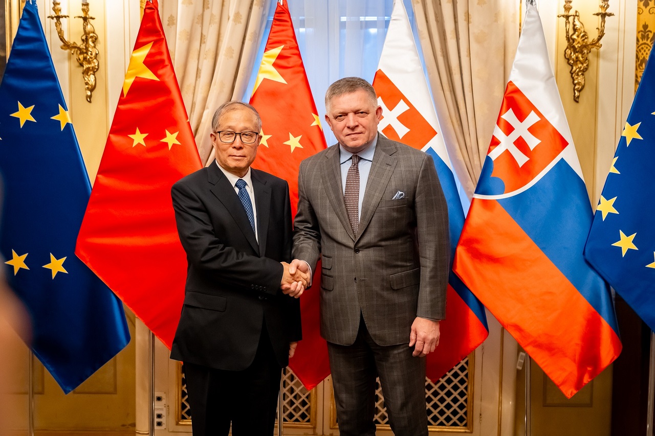 Li Chung-čung Robert Fico