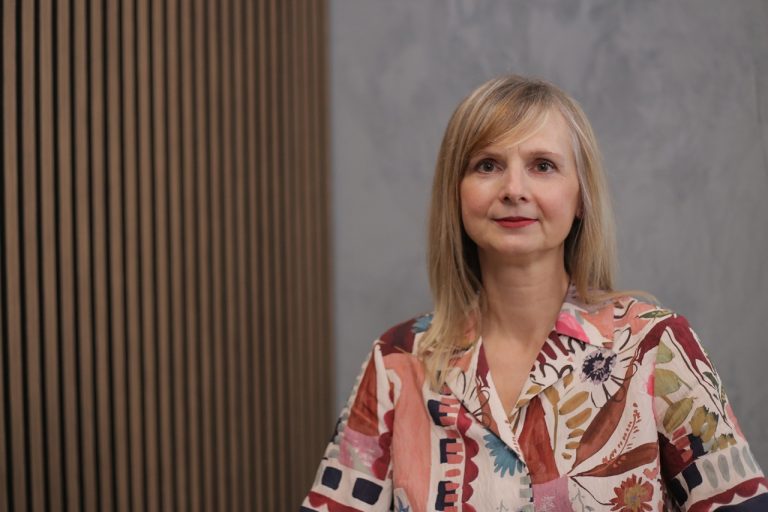 Victoria Helenbard