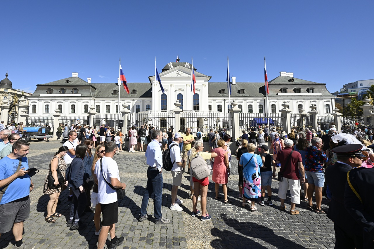 Deň otvorených dverí Prezidentského paláca