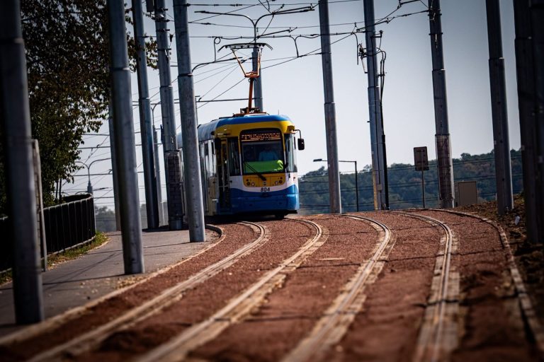 Električková trať na košickom sídlisku Nad jazerom