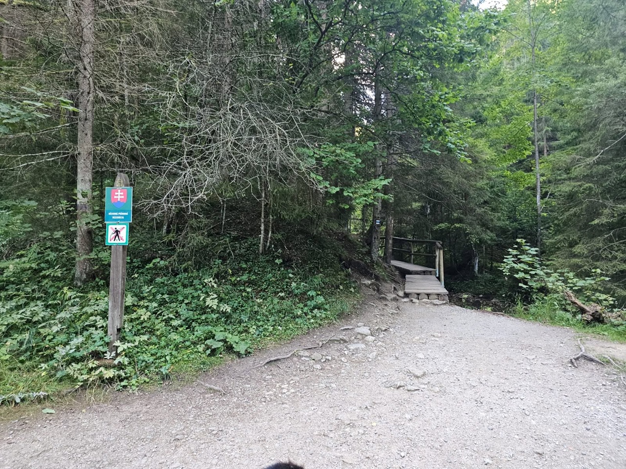 Turistický chodník cez Dolné diery v Malej Fatre