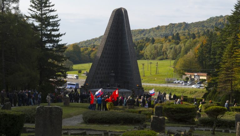 Pamätník na Dukle