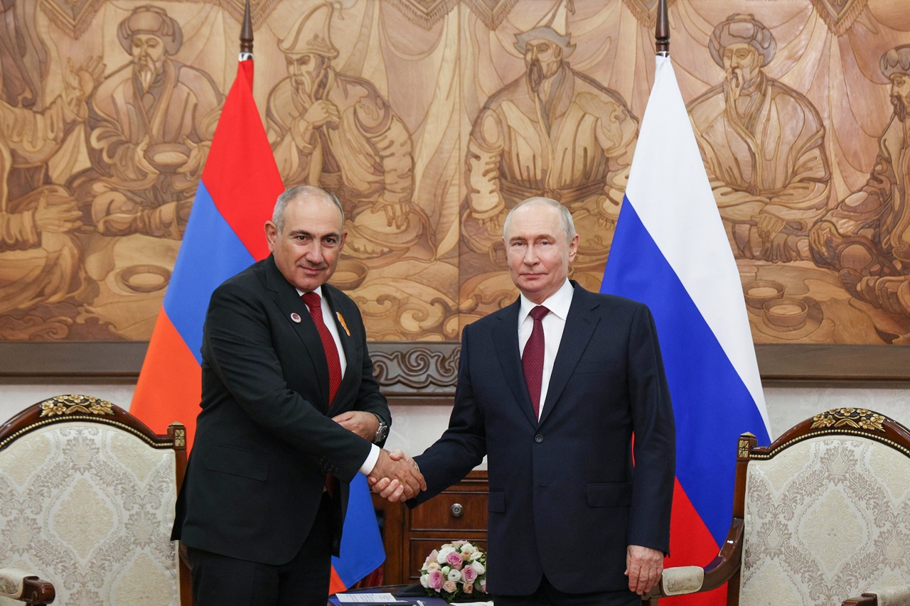 Nikol Pašinjan Vladimir Putin
