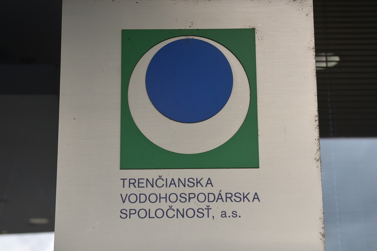 Trenčianske vodárne a kanalizácie