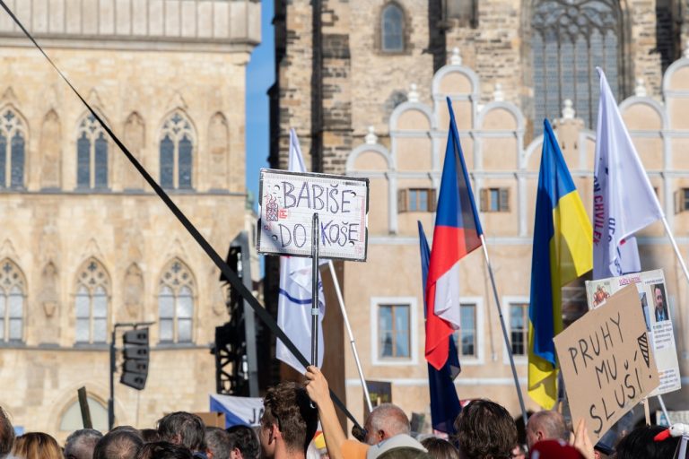 Praha Milion chvilek Babiš protest