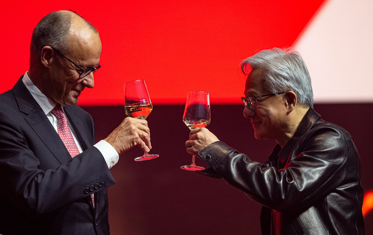 Jensen Huang Friedrich Merz dh2026102001