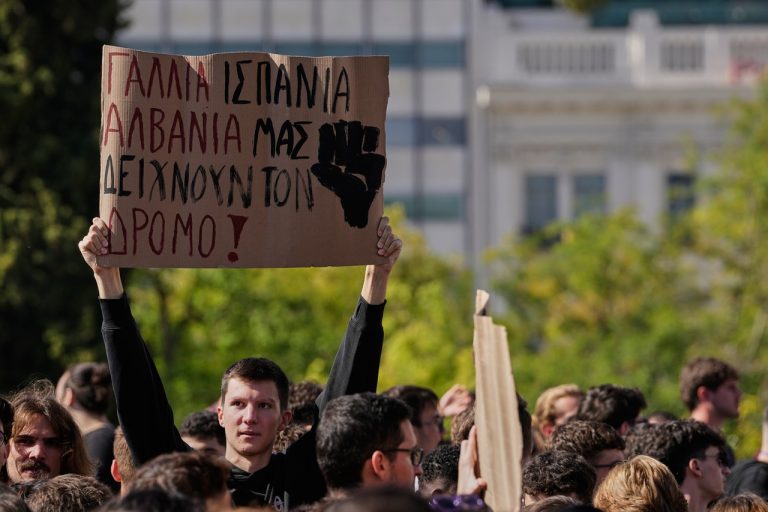 Protesty v Grécku