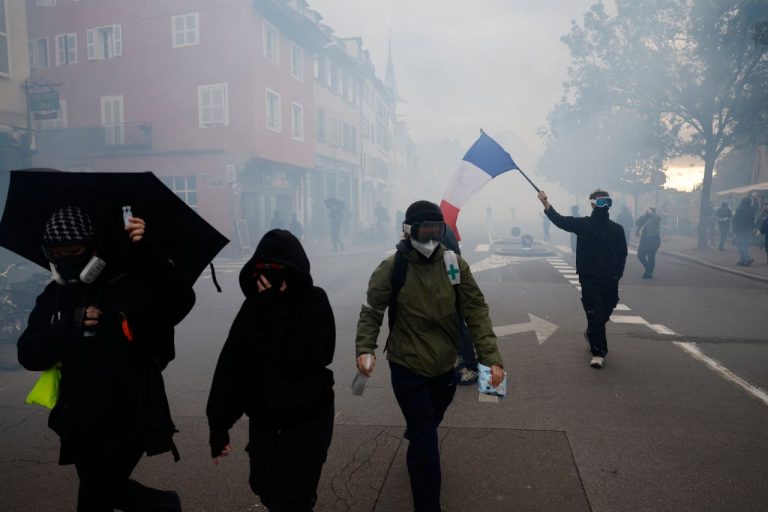 protesty Francúzsko