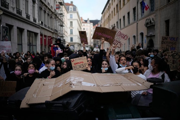 Francúzsko protesty školy