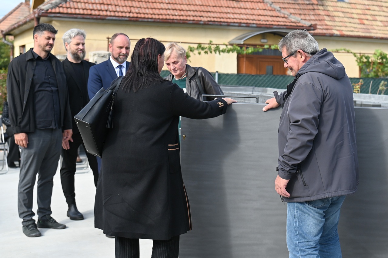 Veľká Mača Pamätník slobody slova