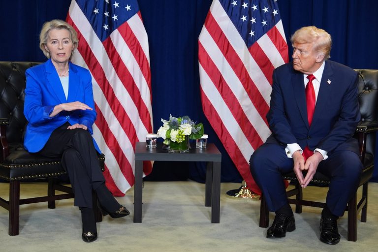 Trump Leyenová