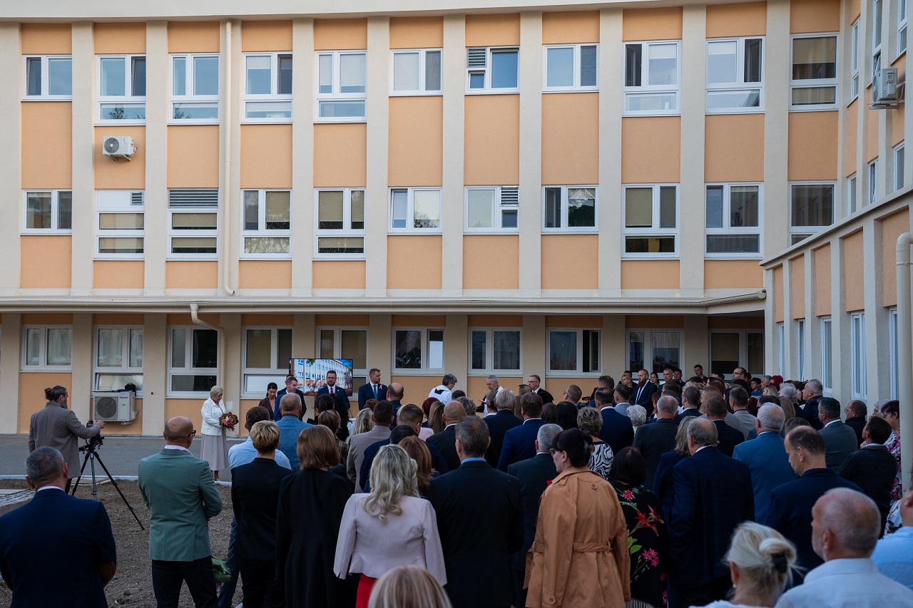 Nemocnica s poliklinikou Kráľovský Chlmec